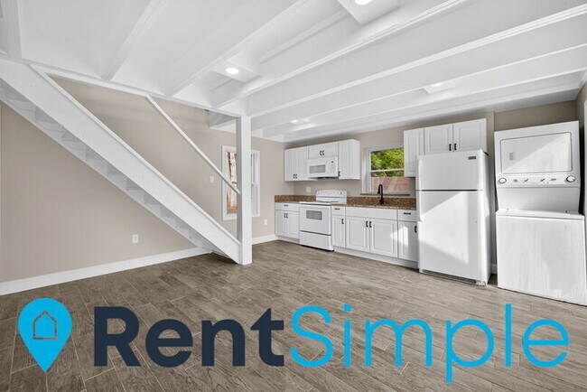 Building Photo - 4571 Weston Rd