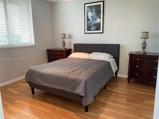 Building Photo - 18800 NE 29th Ave