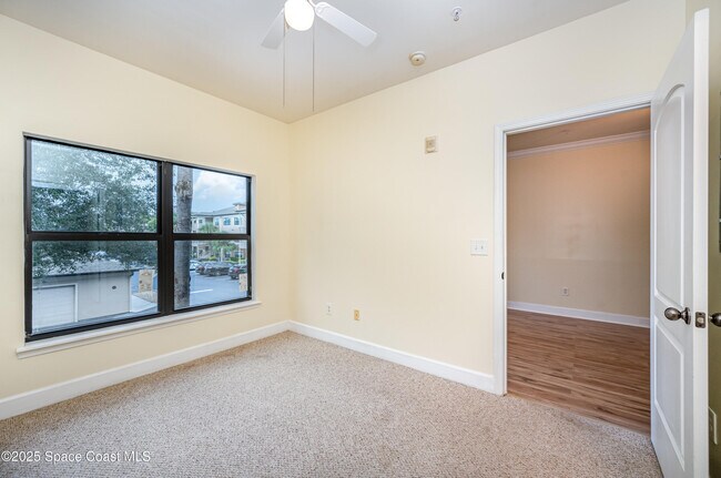 Building Photo - 6470 Borasco Dr