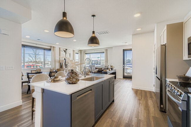 Building Photo - Union at the Park