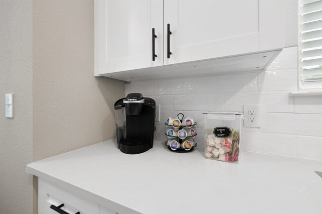 Building Photo - 11830 Buckfield Cir