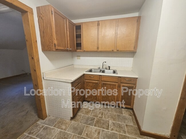 Building Photo - 925 Alabama St