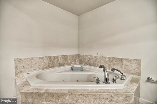 Building Photo - 20214 Birdsnest Pl