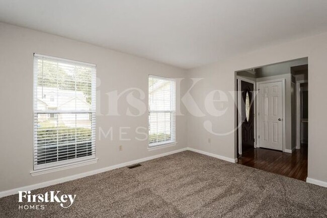 Building Photo - 16425 Bayshore Cove Ct