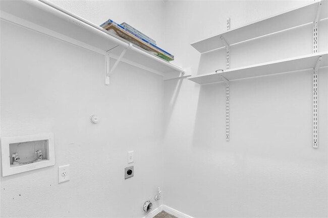 Building Photo - 1007 Hidden View Pl