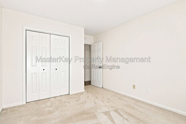 Building Photo - 1507 Laureldale Dr