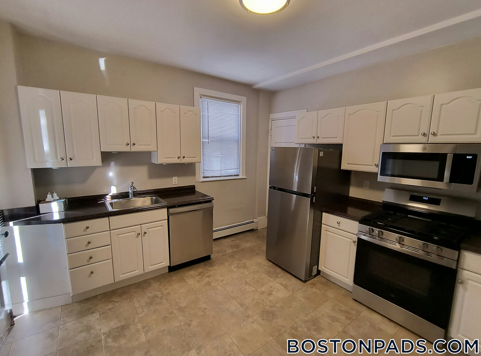 Building Photo - 63 Dana St