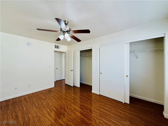 Building Photo - 3058 Casey Dr