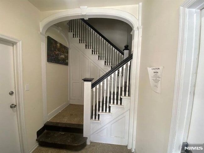 Building Photo - 29 High St