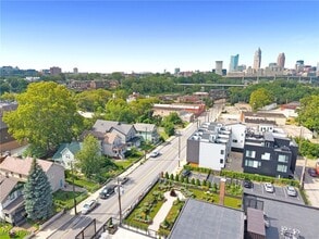 Building Photo - 2322 Scranton Rd
