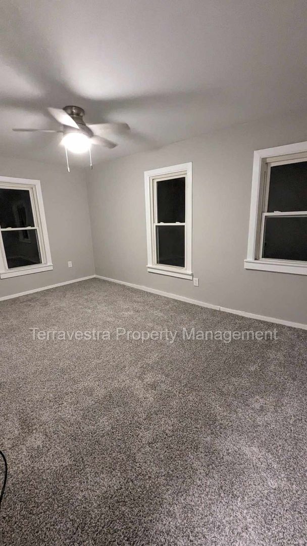 Building Photo - 3 Bed with a bonus finished attic in Millville! Eligible for $500 Security Deposit.