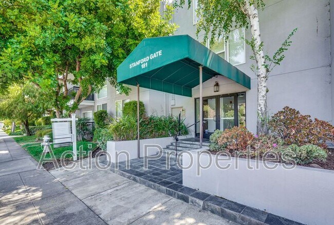 Building Photo - 181 Del Medio Ave