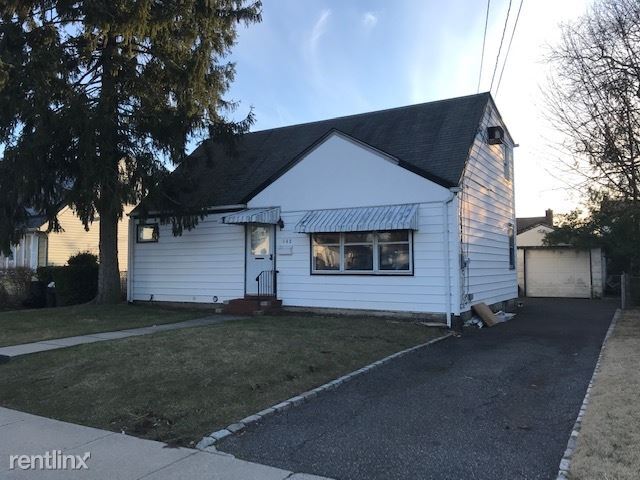 Building Photo - 4 br, 2 bath House - 152 Walton Ave