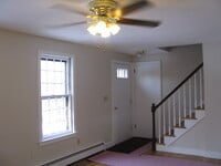 Building Photo - 58 Trailwood Dr