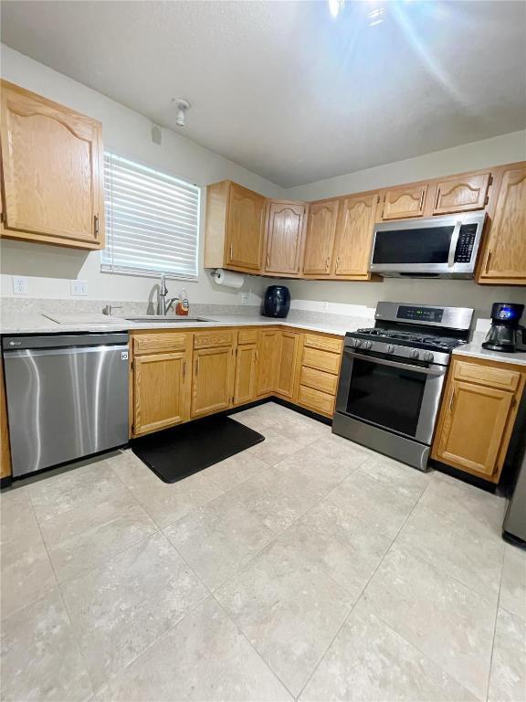 Building Photo - 335 Moultrie Ln