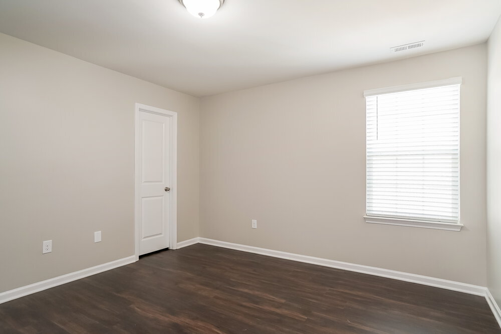 Building Photo - 170 S Great White Way