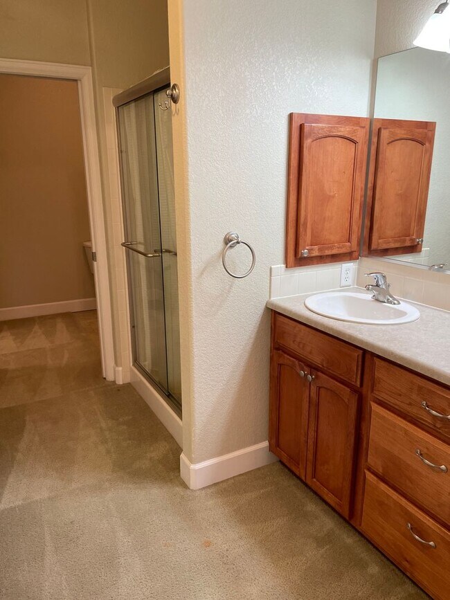 Building Photo - Beautiful/Quick I-25 Access 2 Bed 2 Bath Condo in Wellington