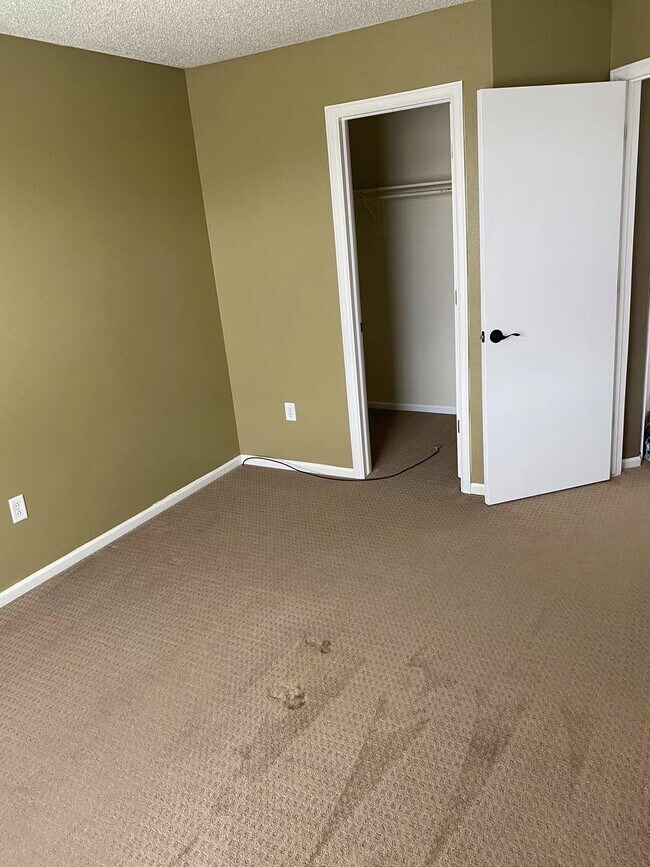 Building Photo - 19312 E 58th Pl