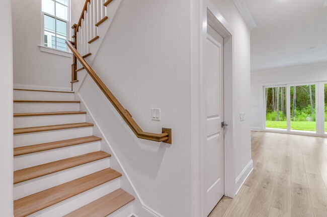 Building Photo - 105 Sugar Sands Dr