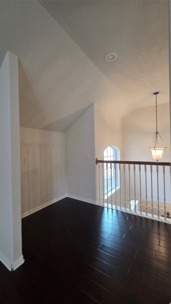 Building Photo - 7519 Chathan Glen Ln