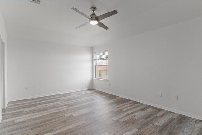 Building Photo - 5804 Loblolly Ln
