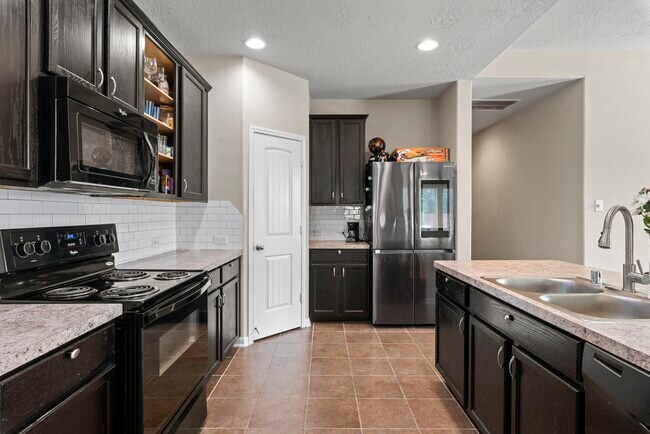 Building Photo - 8107 Sweetstone Grove Ct