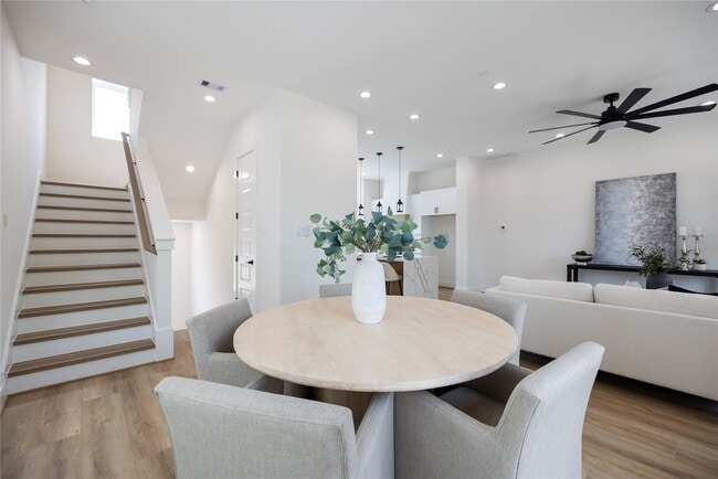 Building Photo - 4008 Yellowstone Blvd