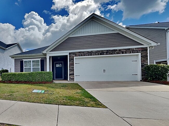 Building Photo - 64 Blue Fescue Way