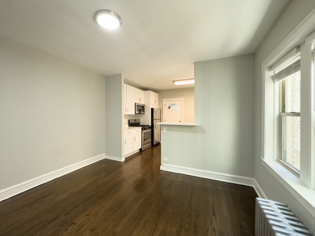 Building Photo - 5259 W Nelson St