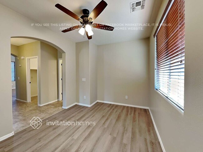 Building Photo - 9232 N 180th Ln