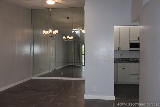 Building Photo - 603 Sea Pine Way