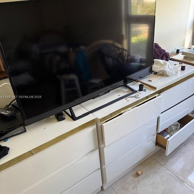 Building Photo - 19101 NE 36th Pl