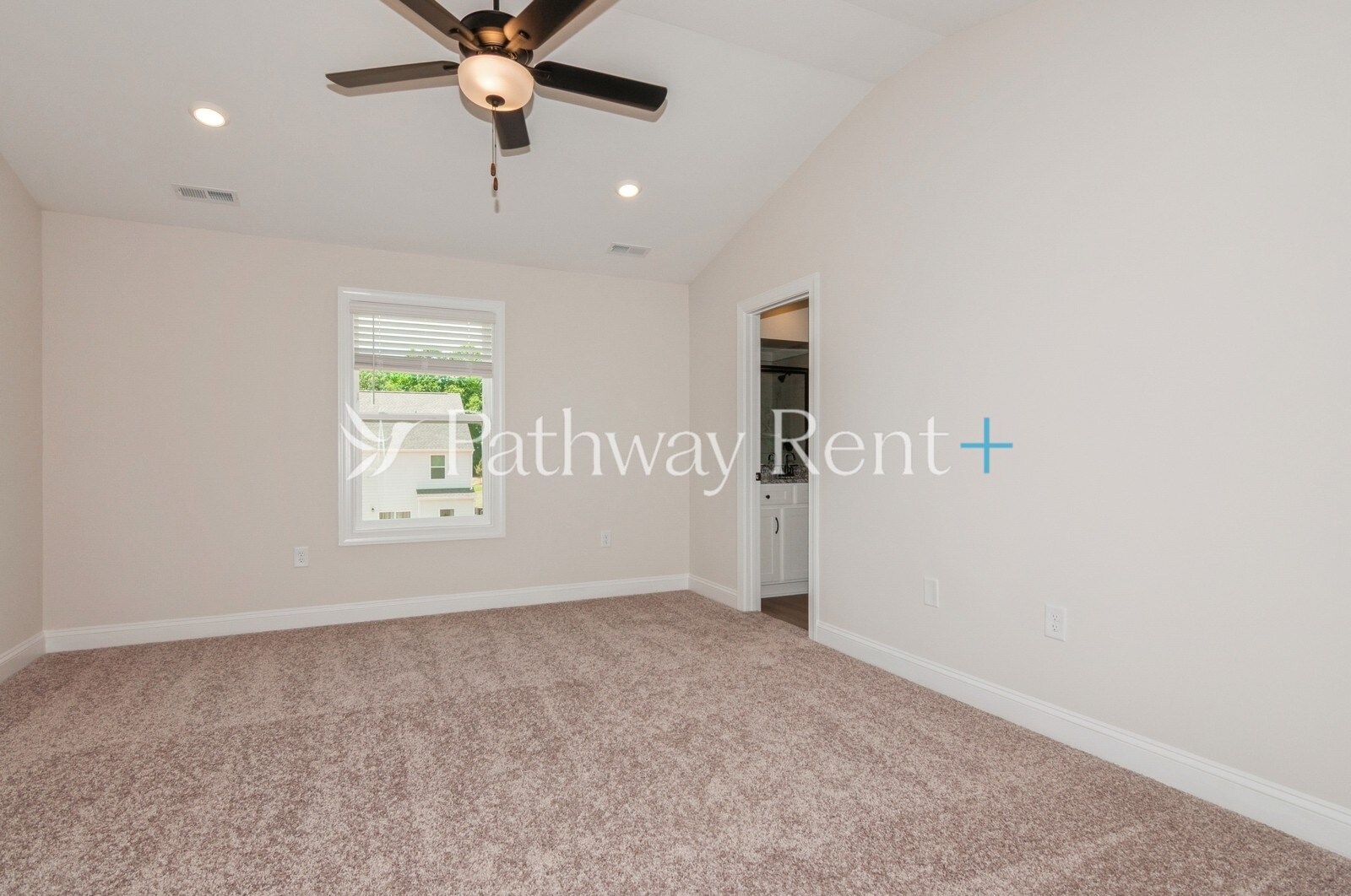 Building Photo - 107 Sandypark Ct