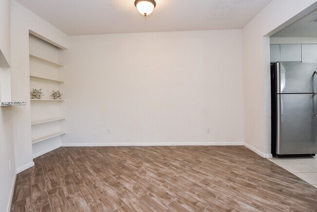 Building Photo - 4144 Greystone Way