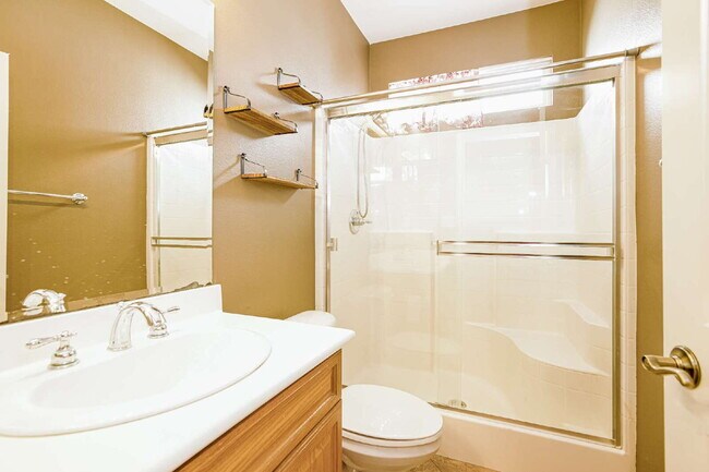 Building Photo - Experience Scenic Luxury in This Spectacular 4-Bed+Office/4-Bath Home Within the Exclusive Sycamo...