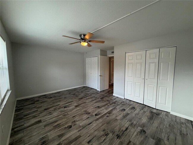 Building Photo - 1167 Calle Del Rey