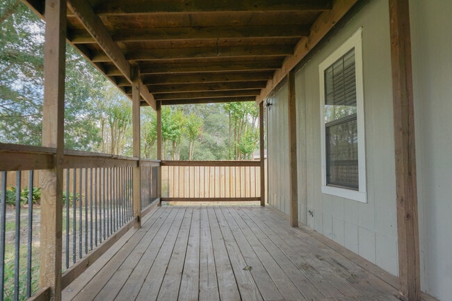 Building Photo - 111 Palmetto Dr