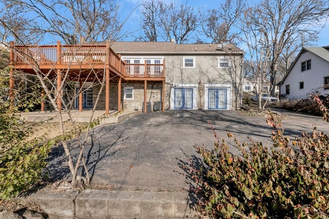 Building Photo - 2817 Blair Blvd