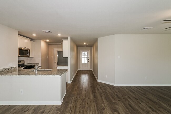 Building Photo - 409 San Miguel Crk Dr
