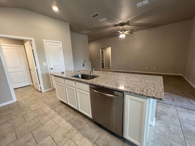 Building Photo - Spacious 3/2 located in Lubbock-Cooper ISD in Bell Farms- AVAILABLE NOW!