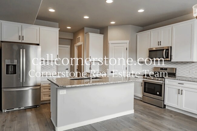 Building Photo - 6455 Cisco Kid Way