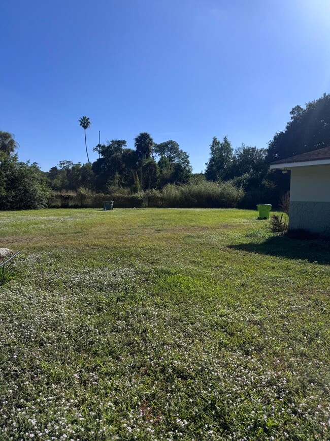 Building Photo - 13886 N Rd