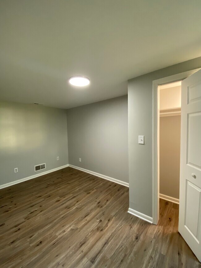 Bedroom 2 - 1050 Janet Dr