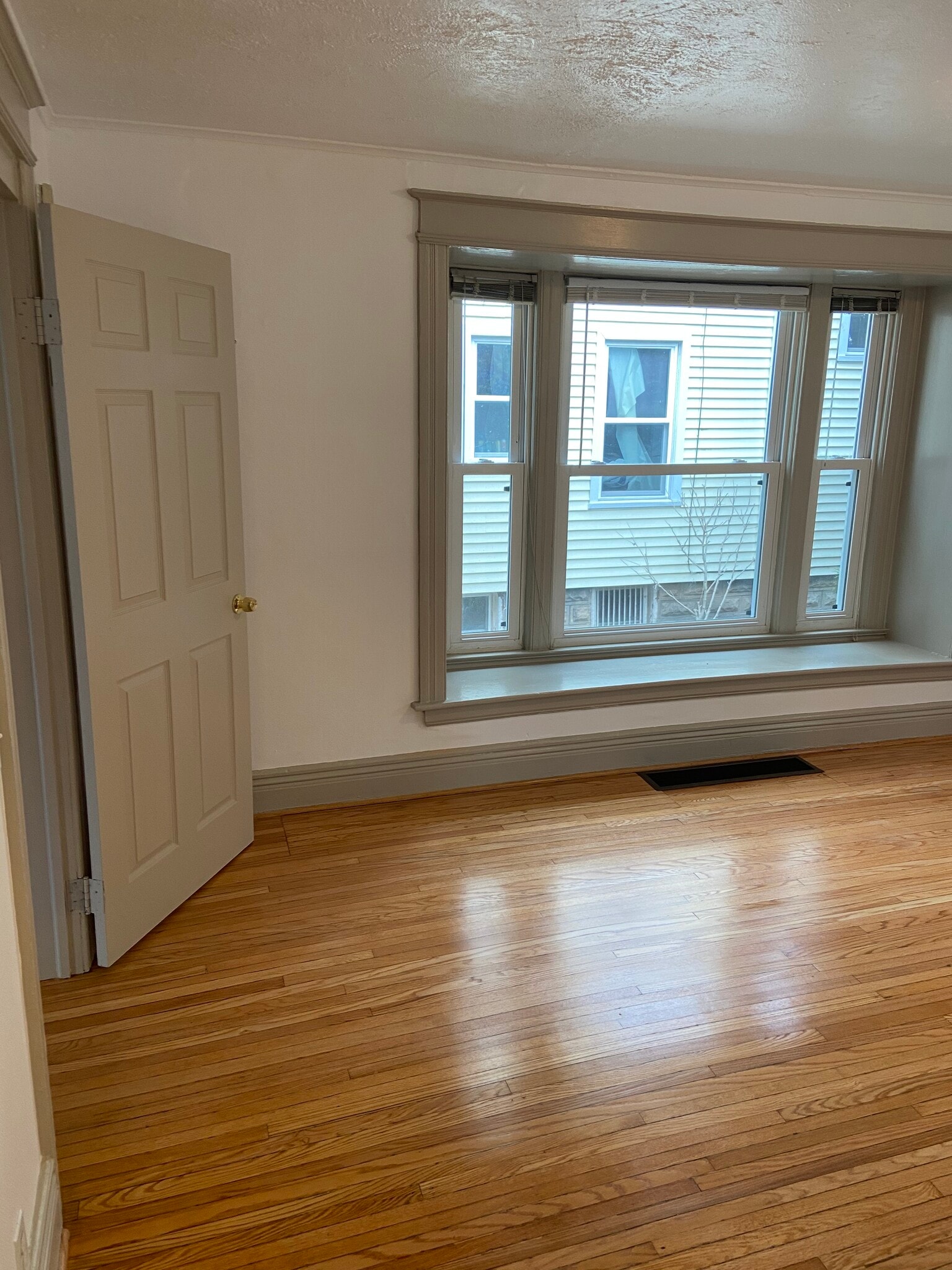 Living Room - 106 Edgerton St