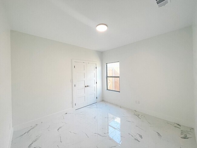 Building Photo - 3608 El Cajon Ave