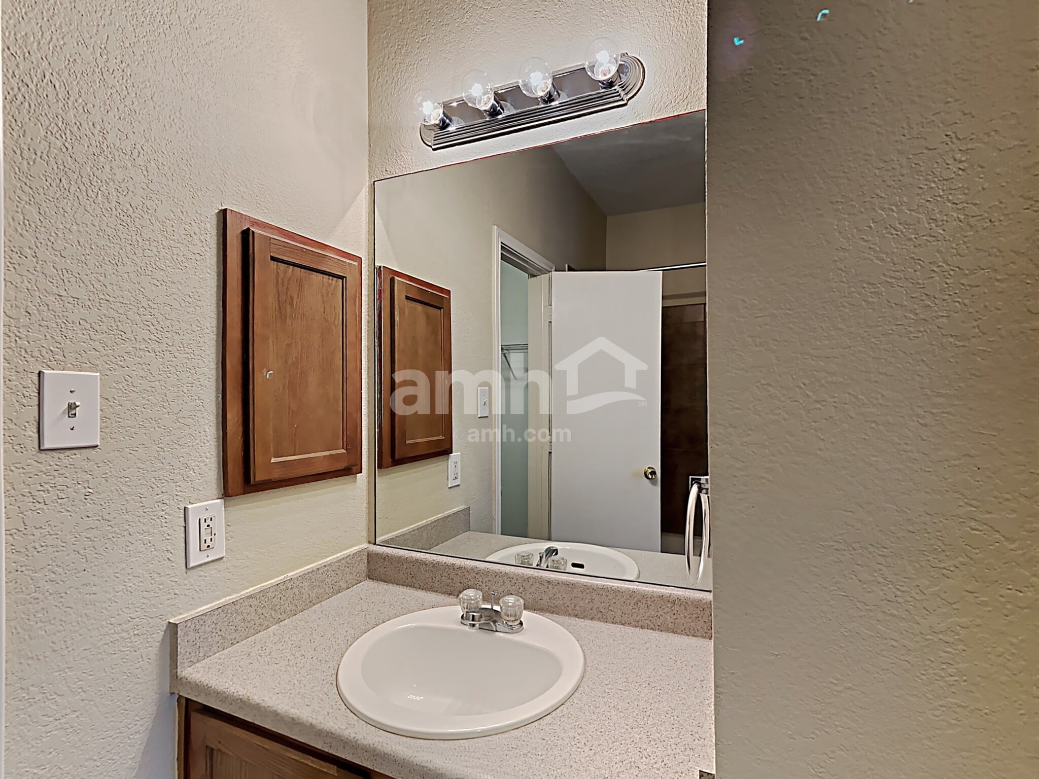 Building Photo - 8610 Still Moon