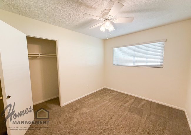 Building Photo - Homes Management - 3 Bed, 2 Bath House in Escondido