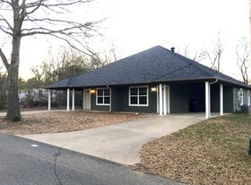 Building Photo - 3615 Clemens Rd