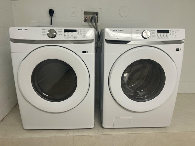 Building Photo - 9201 NW 55th St