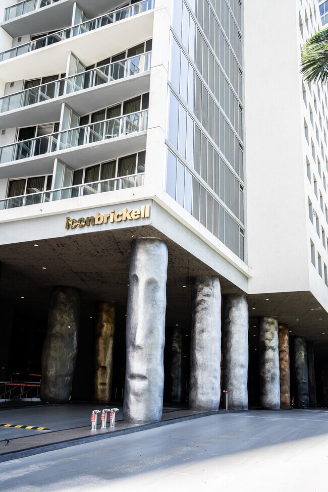 Building Photo - 465 Brickell Ave